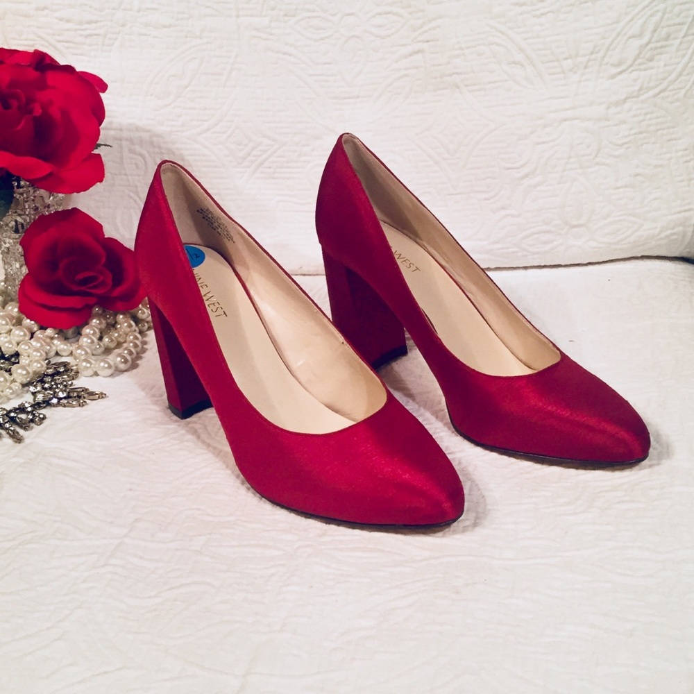 NWT Nine West Red Satin Pumps